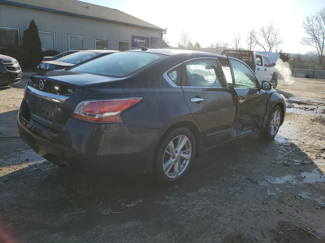 2015 NISSAN ALTIMA 2.5 - Фото 3