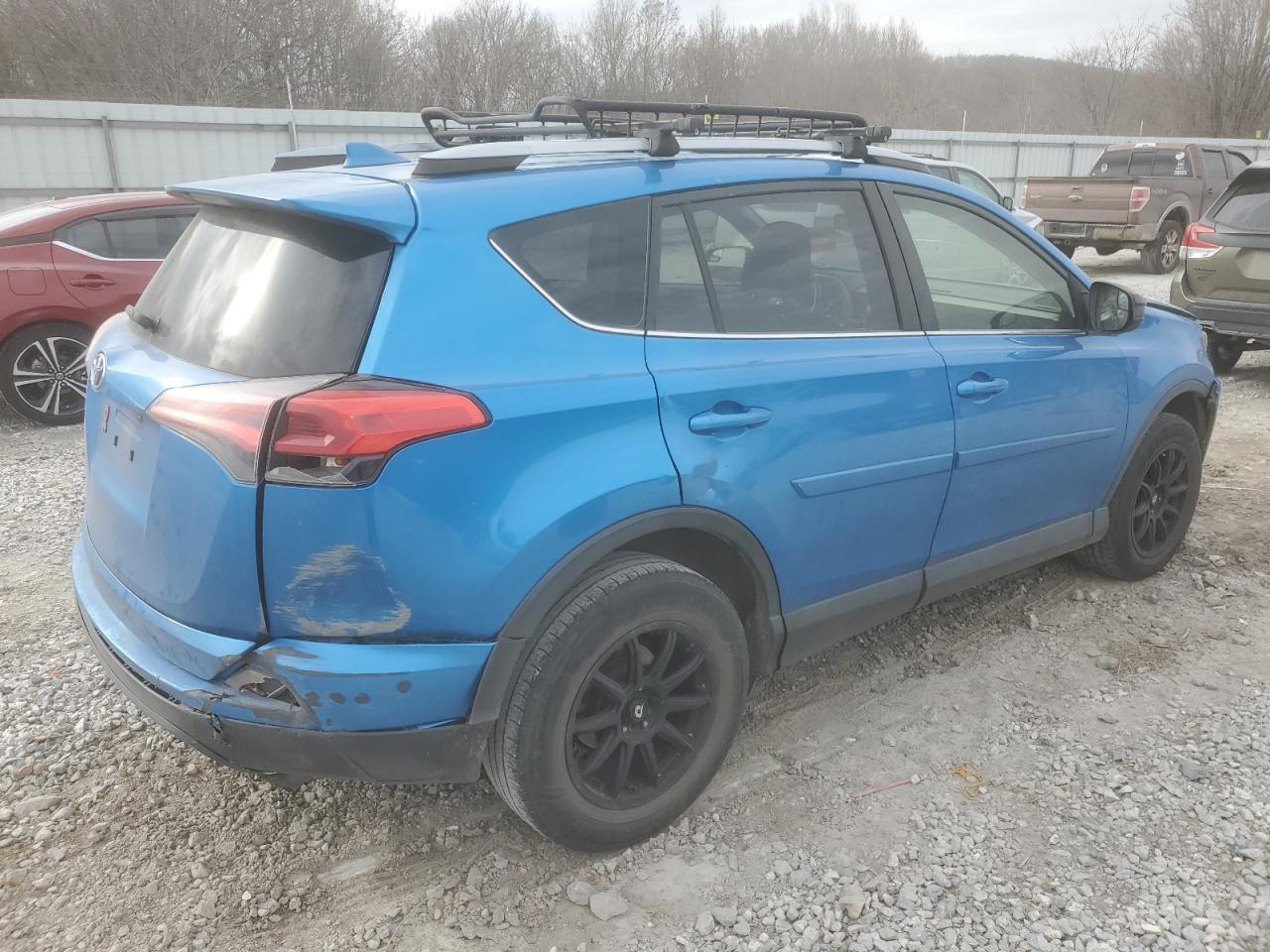 2018 TOYOTA RAV4 LE - Image 3