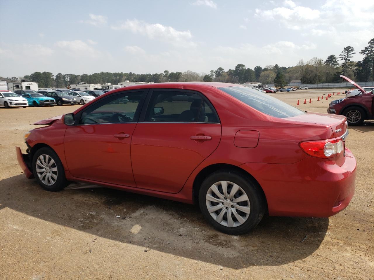 2013 TOYOTA COROLLA BA - Фото 2