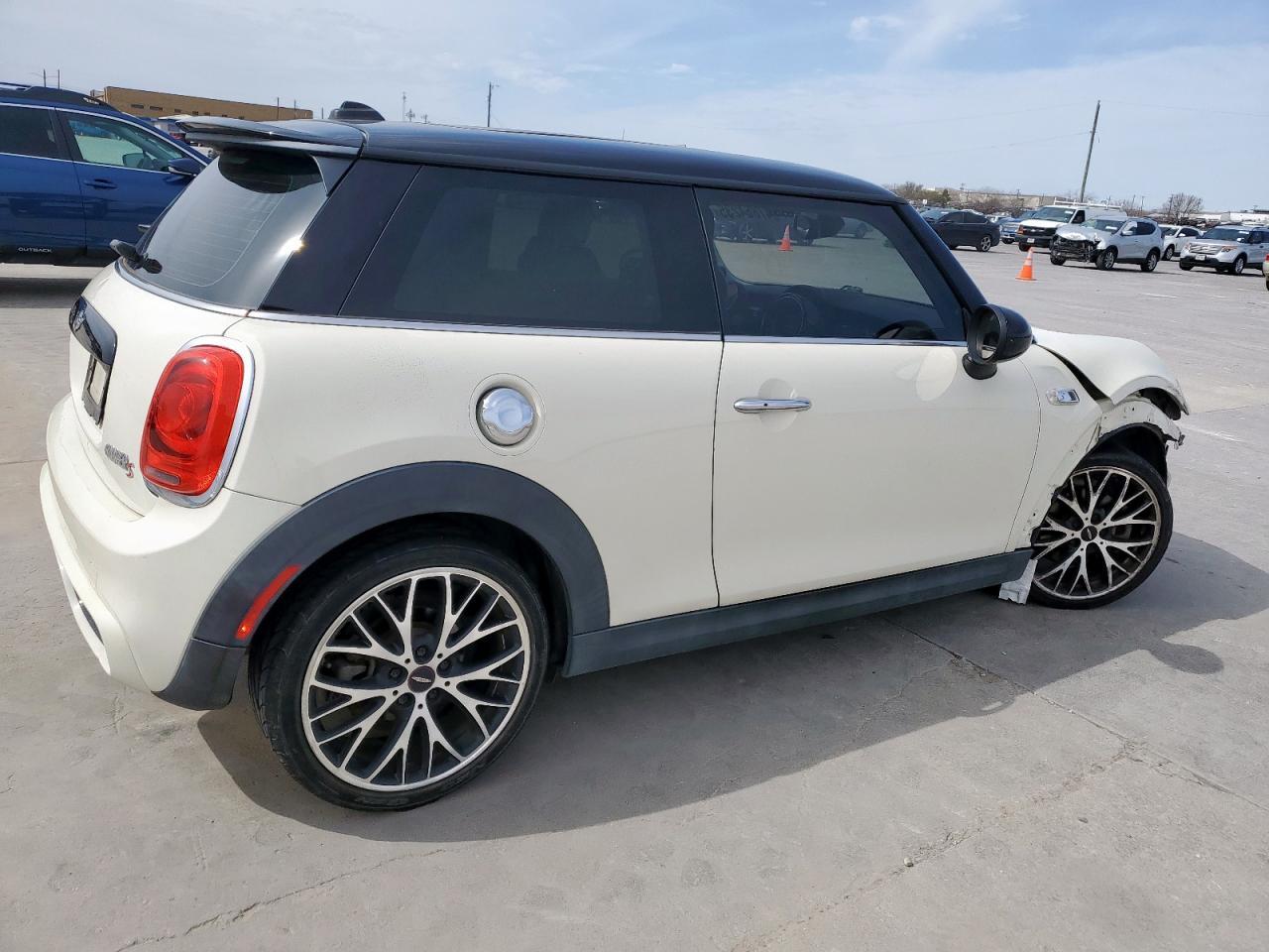 2017 MINI COOPER S - Image 3