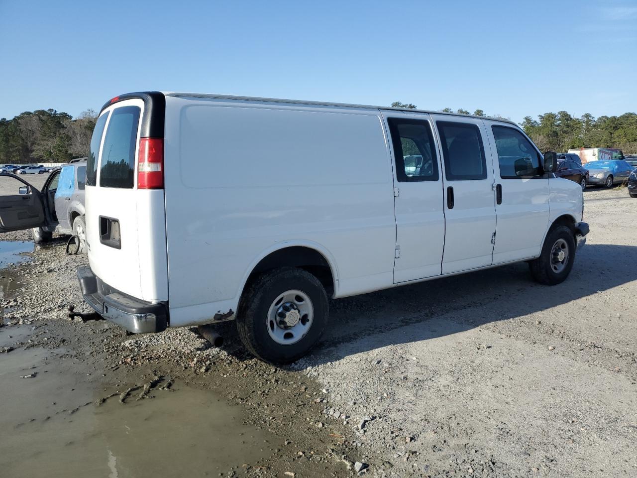 2012 CHEVROLET EXPRESS G2 - Image 3