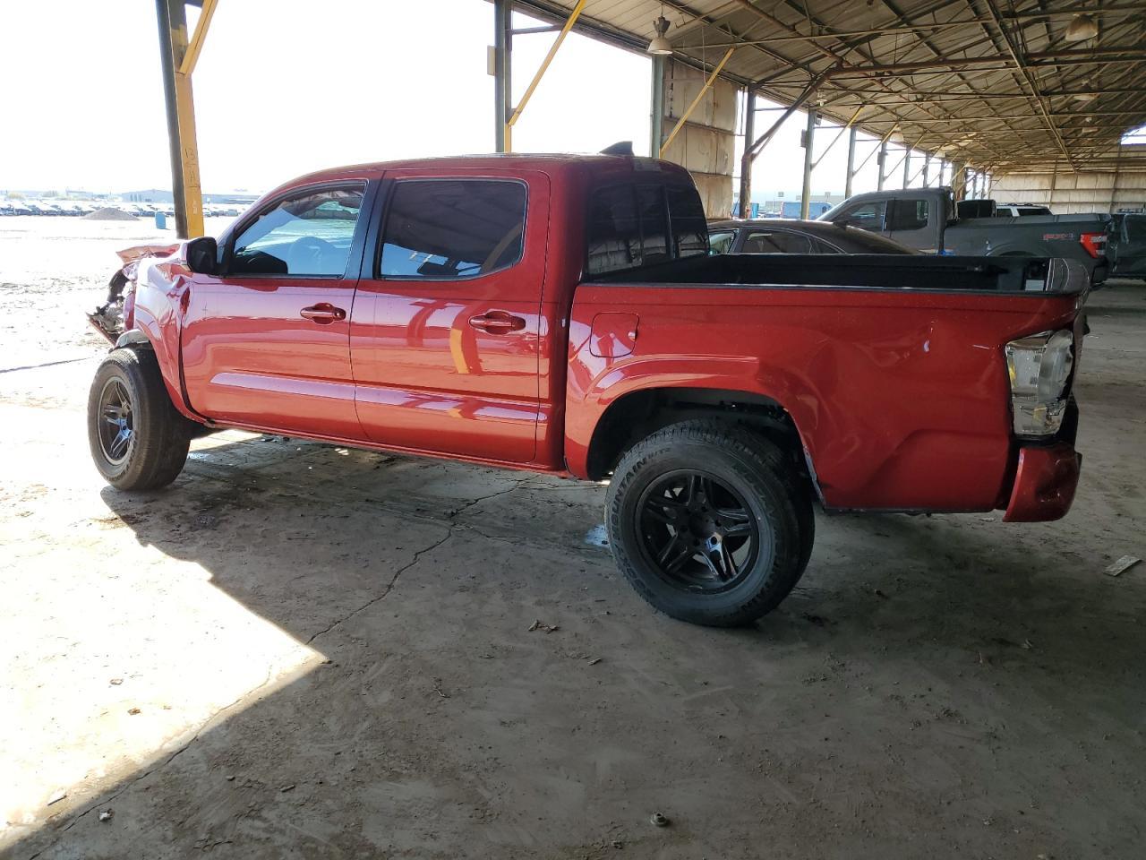 2017 TOYOTA TACOMA DOU - Фото 2