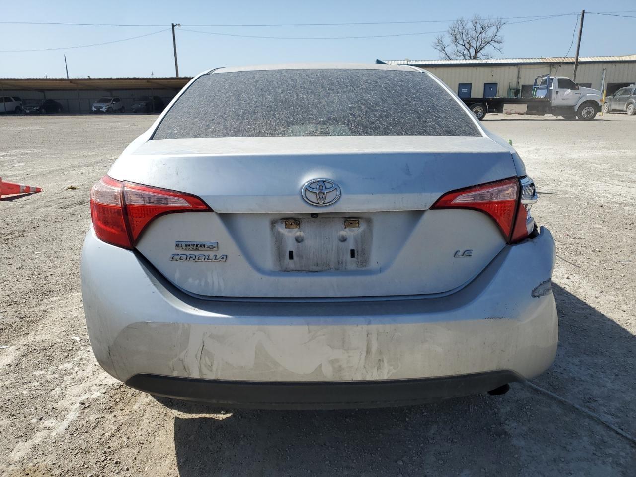 2018 TOYOTA COROLLA L - Image 6