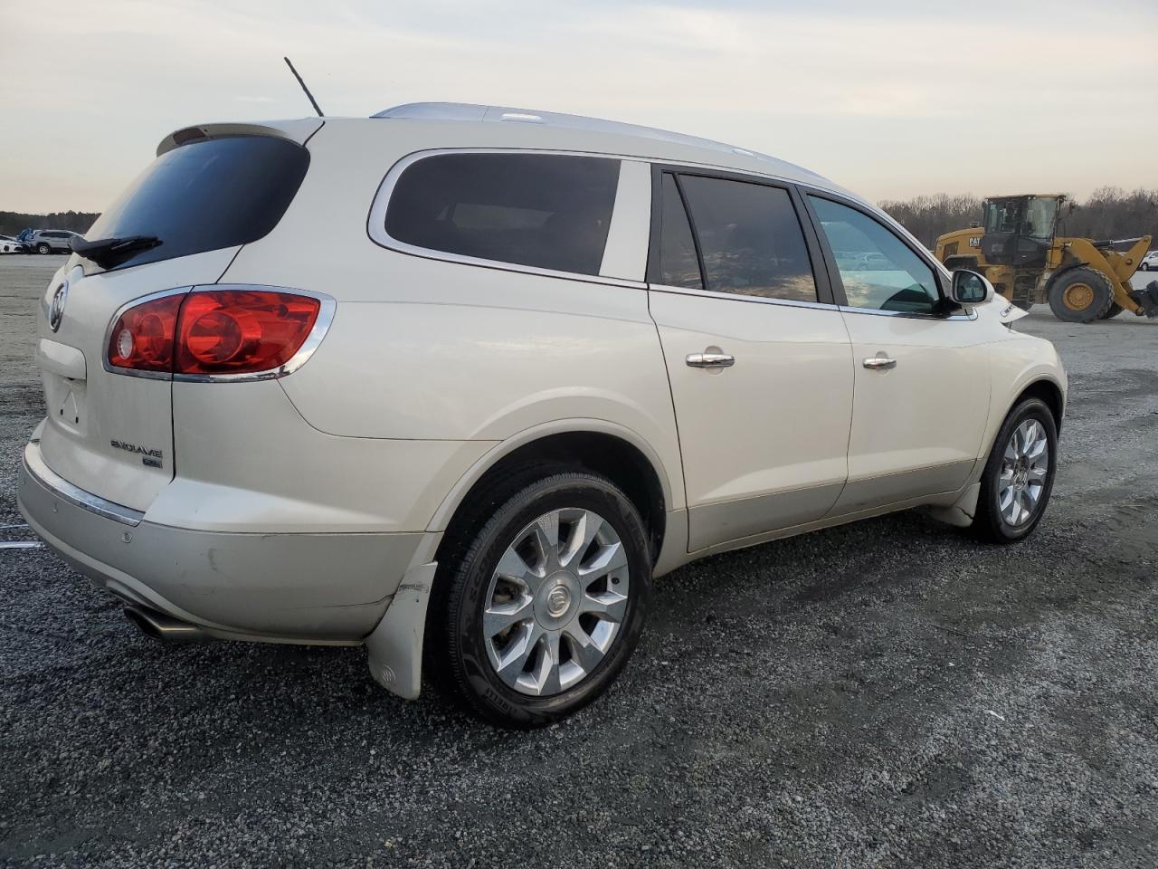 2011 BUICK ENCLAVE CX - Image 3
