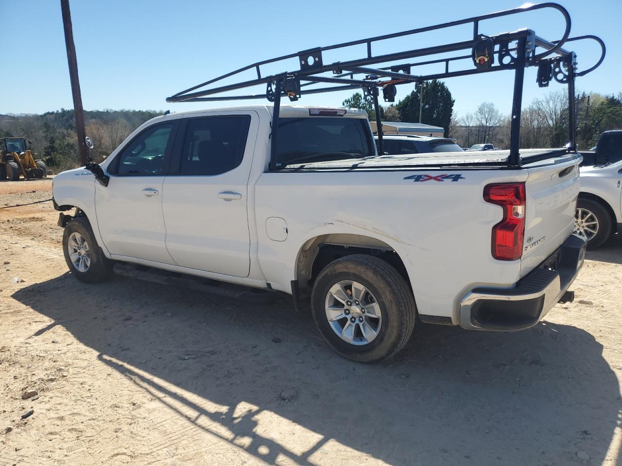 2023 CHEVROLET SILVERADO - Image 2