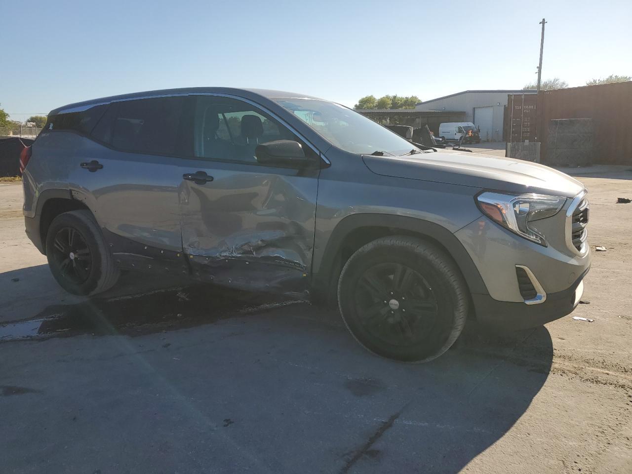 2018 GMC TERRAIN SL - Image 4
