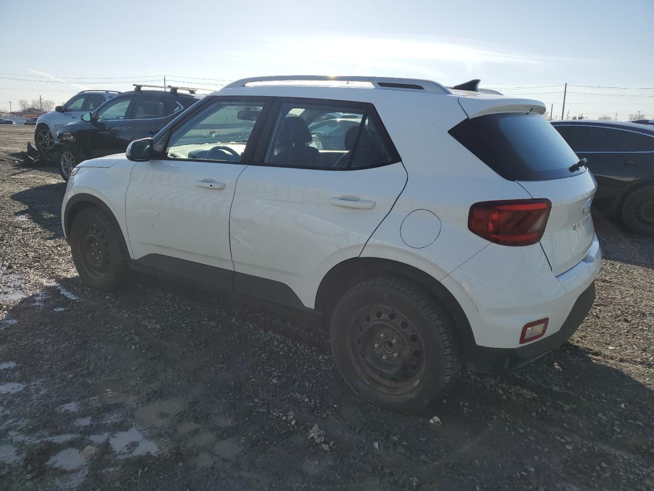 2021 HYUNDAI VENUE SEL - Фото 2