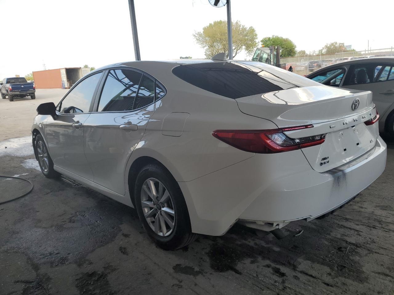 2025 TOYOTA CAMRY XSE - Фото 2