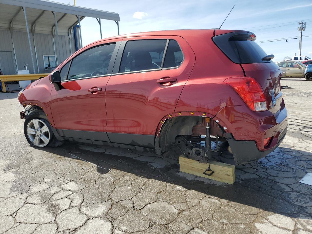 2021 CHEVROLET TRAX LS - Image 2