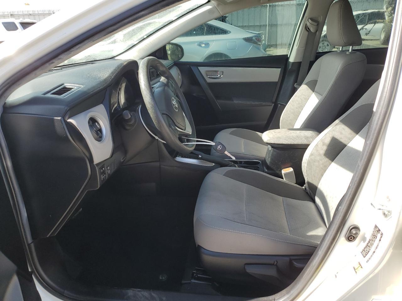 2018 TOYOTA COROLLA L - Image 7