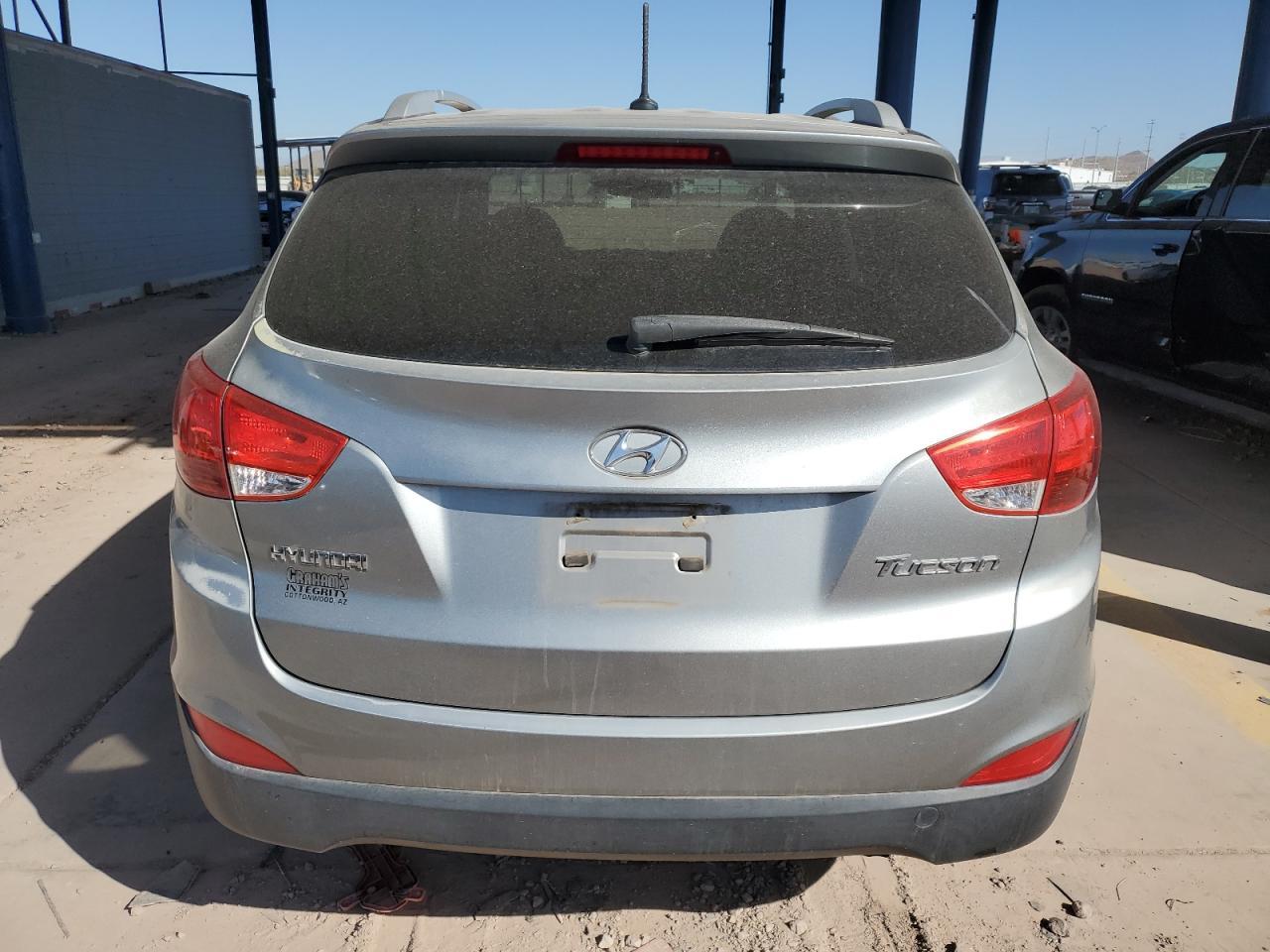 2012 HYUNDAI TUCSON GLS - Image 6