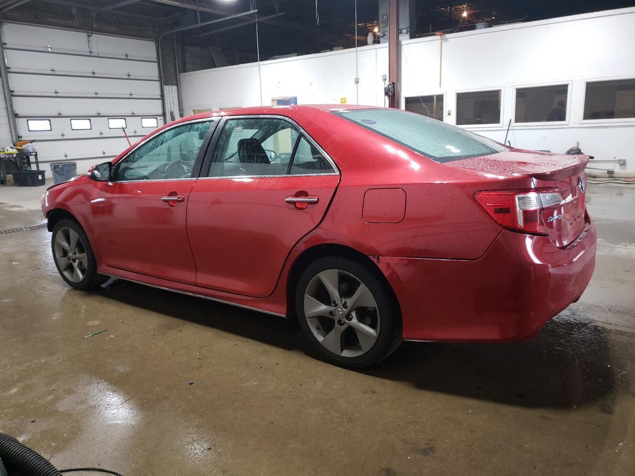 2014 TOYOTA CAMRY L - Image 2
