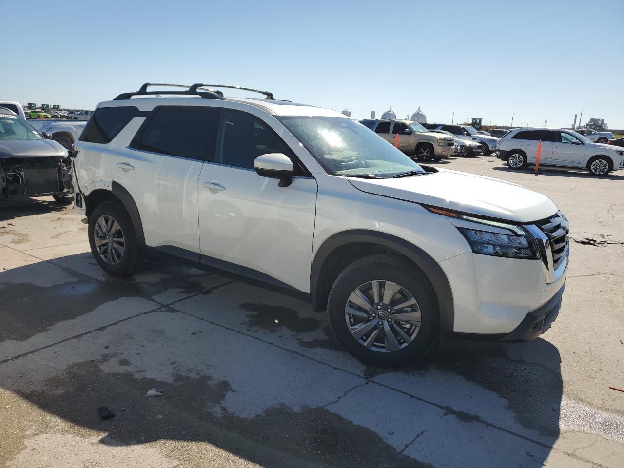 2024 NISSAN PATHFINDER - Image 4