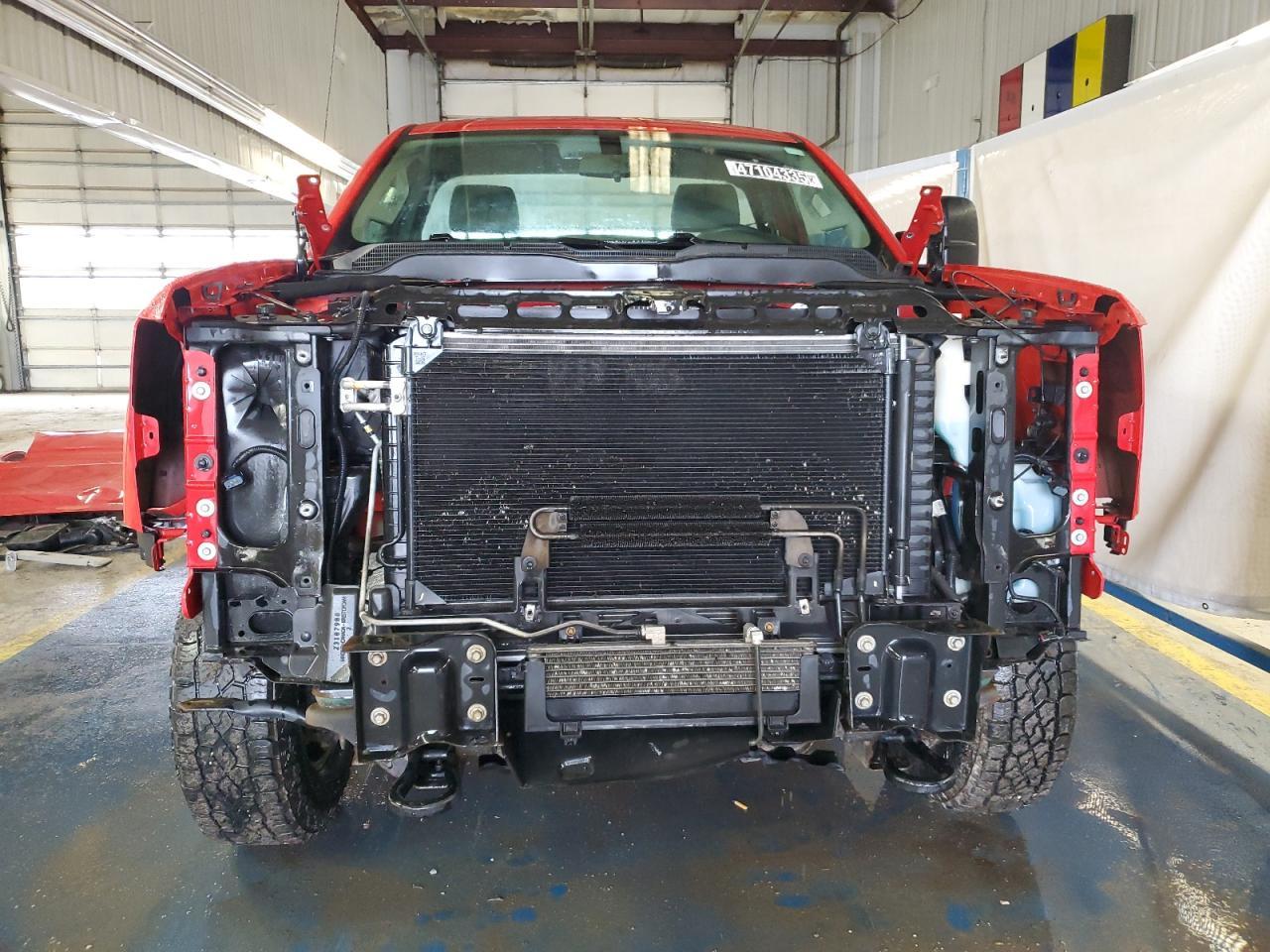 2015 CHEVROLET SILVERADO - Image 5