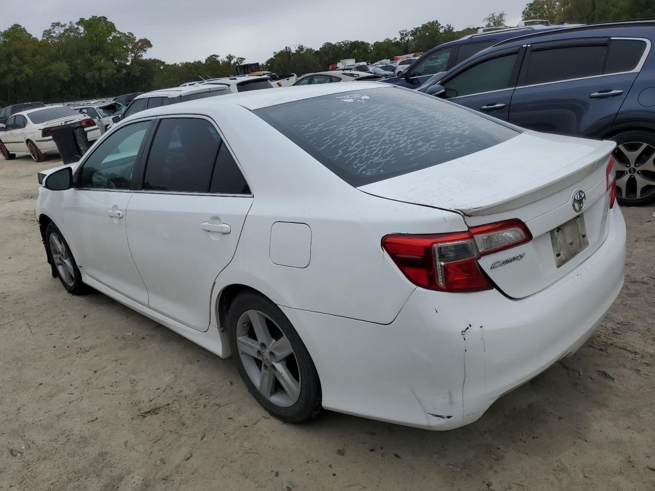2014 TOYOTA CAMRY L - Фото 2