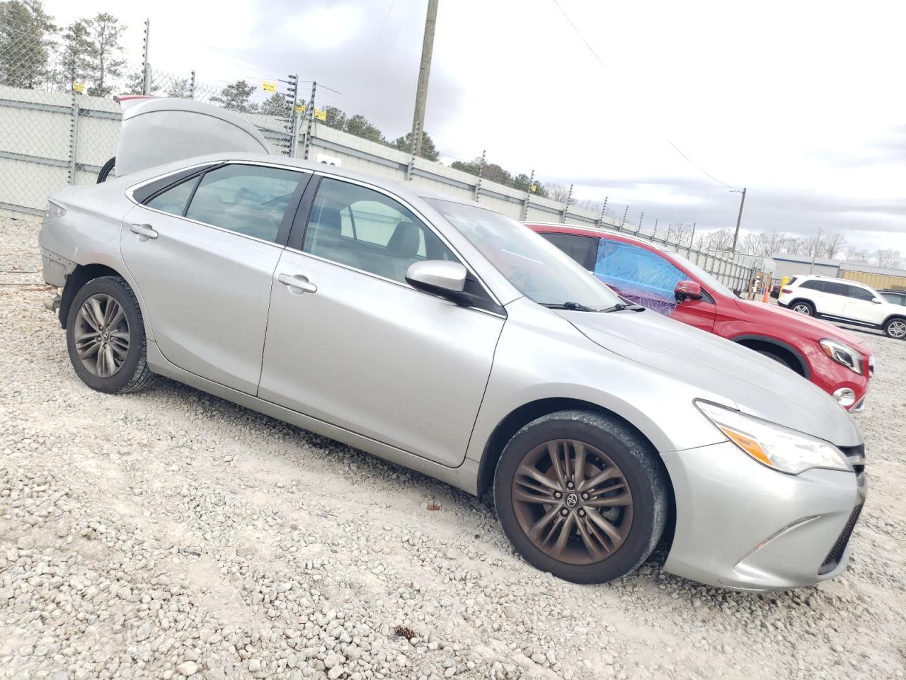 2016 TOYOTA CAMRY LE - Фото 4