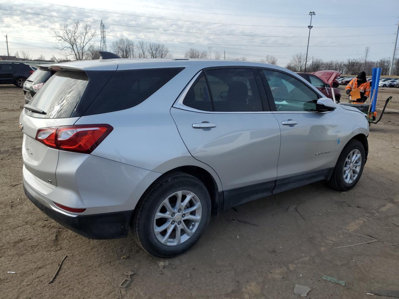 2019 CHEVROLET EQUINOX LT - Image 3