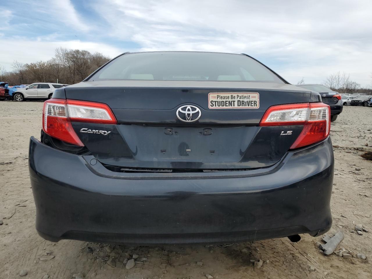 2014 TOYOTA CAMRY L - Image 6
