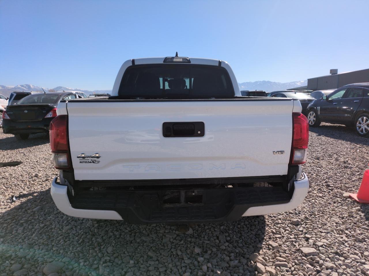 2019 TOYOTA TACOMA DOU - Фото 6