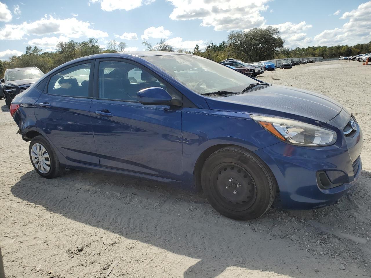 2016 HYUNDAI ACCENT SE - Фото 4