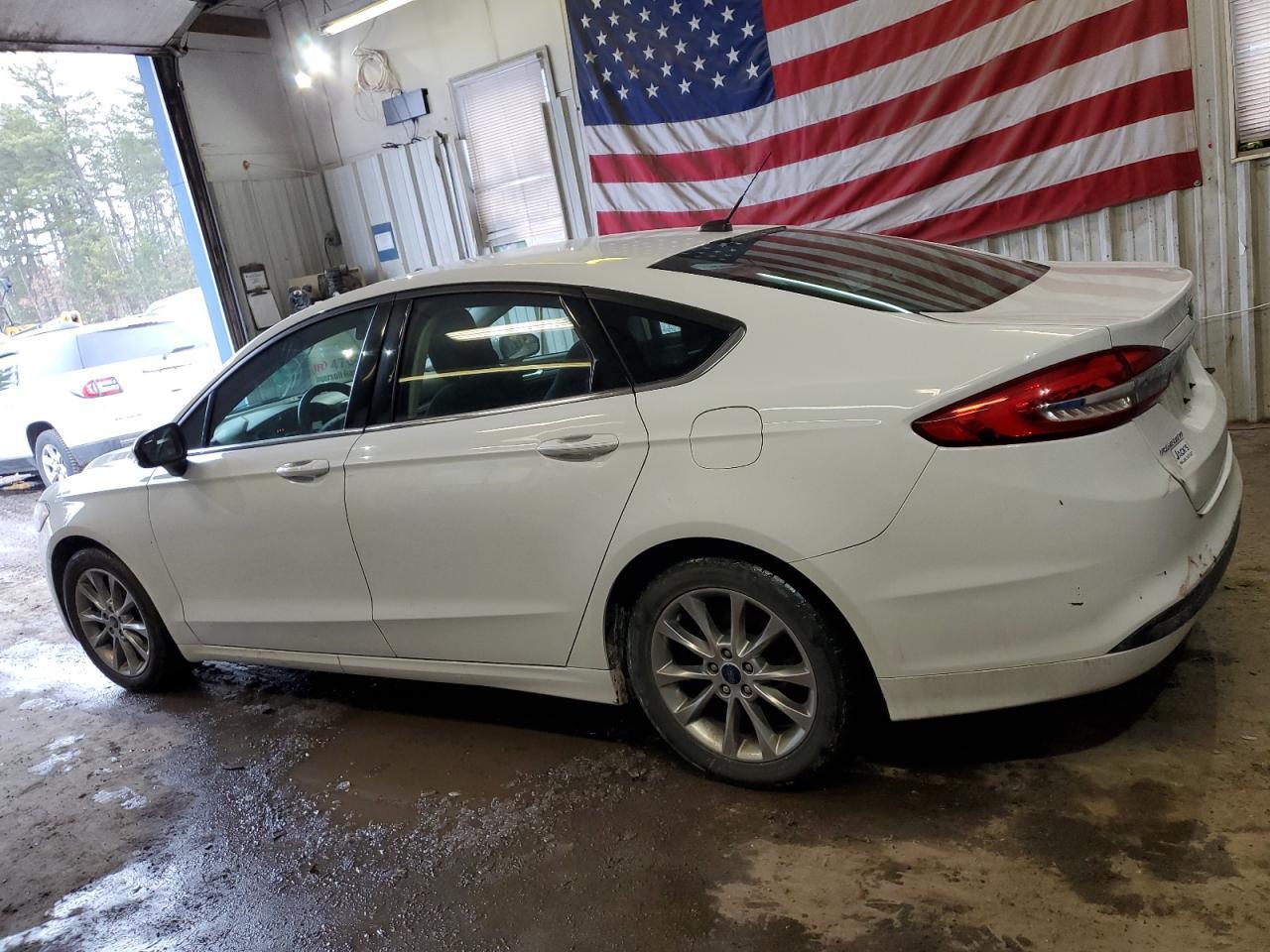 2017 FORD FUSION SE - Фото 2