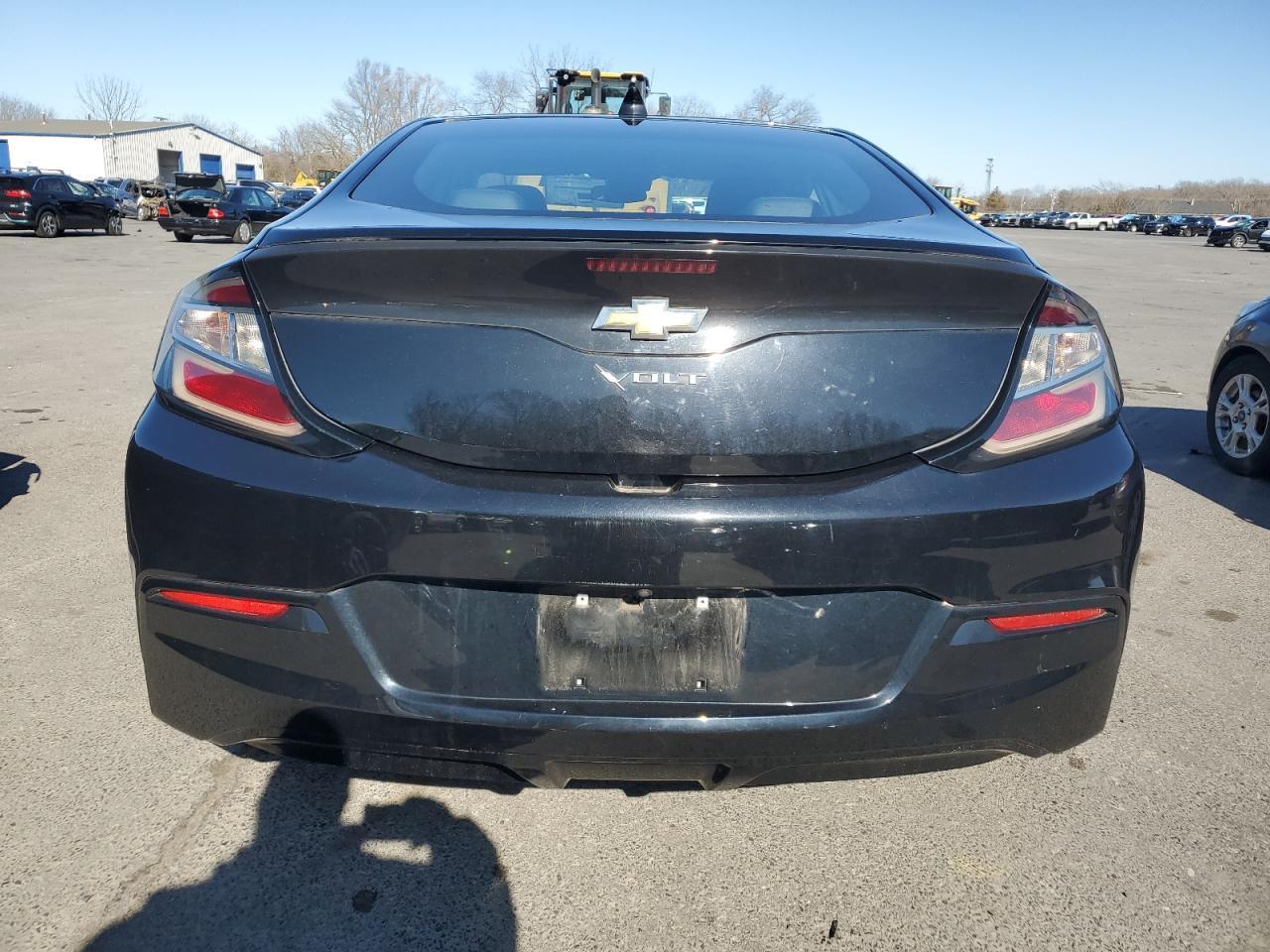 2017 CHEVROLET VOLT LT - Image 6