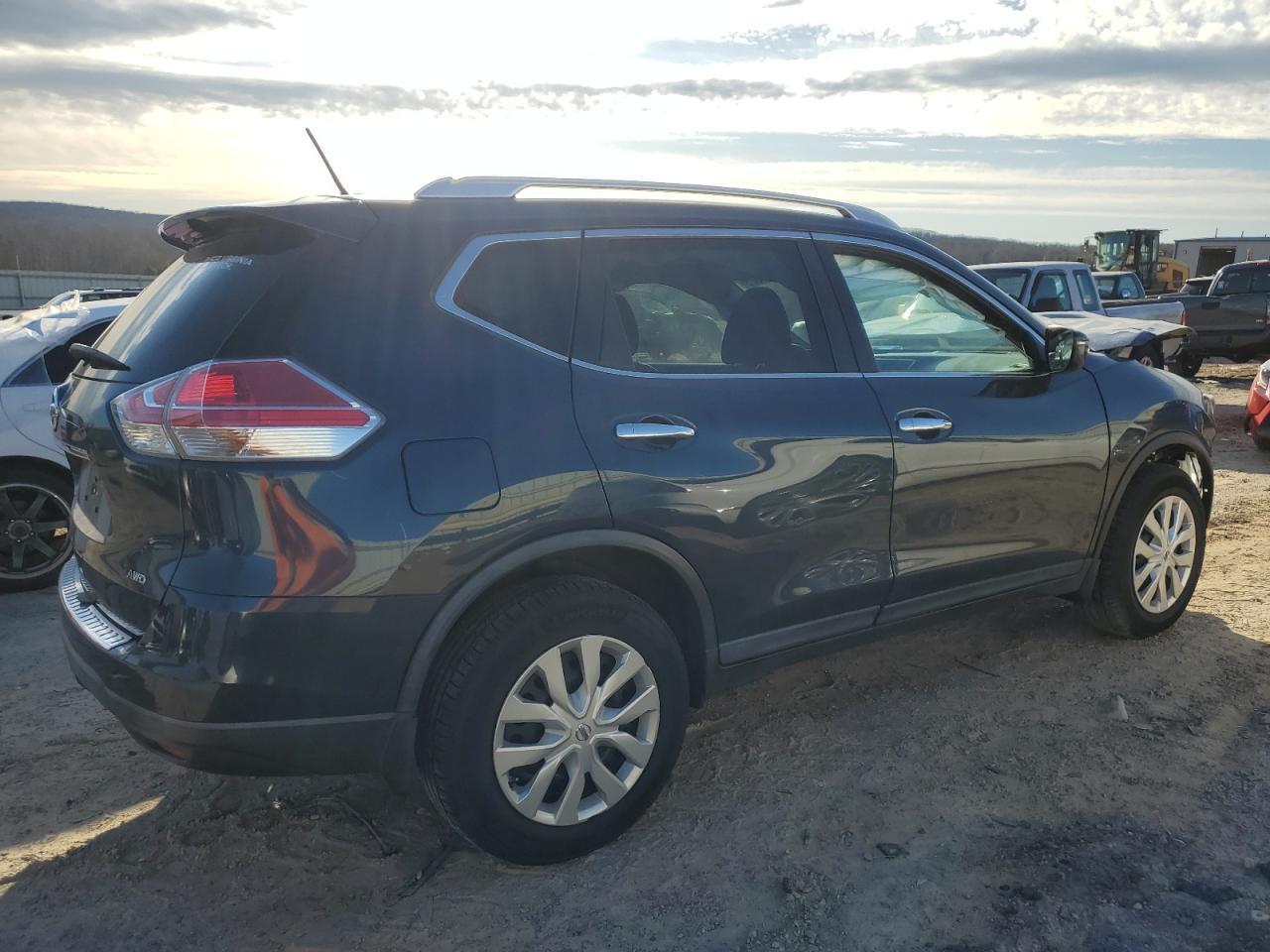 2016 NISSAN ROGUE S - Фото 3