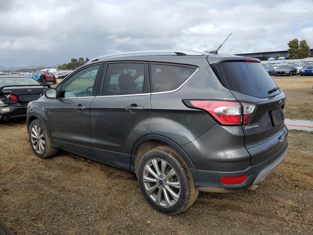 2017 FORD ESCAPE TIT - Image 2