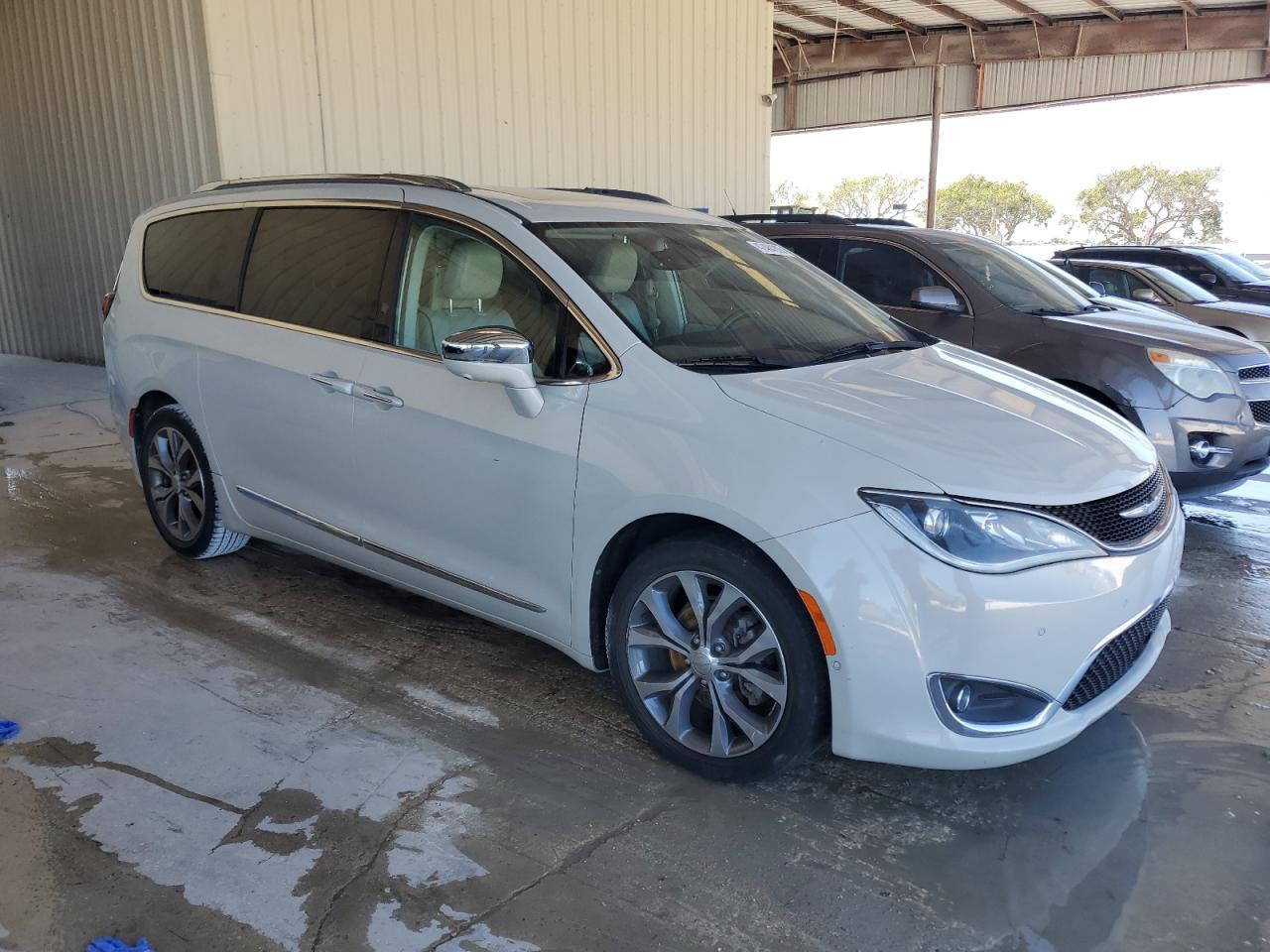 2017 CHRYSLER PACIFICA L - Image 4