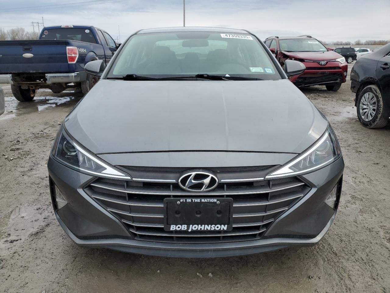 2019 HYUNDAI ELANTRA SE - Фото 5