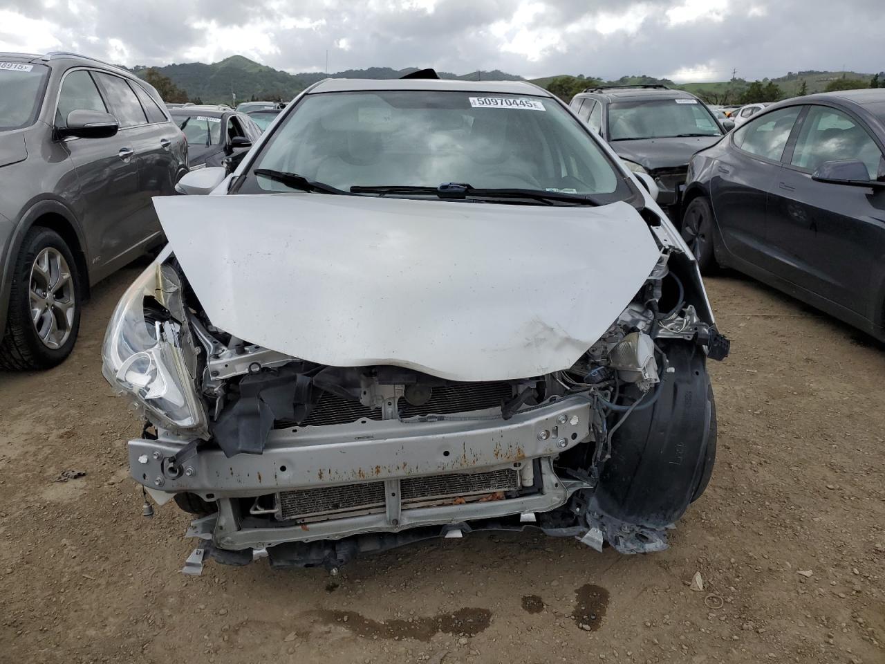 2015 TOYOTA PRIUS - Image 5