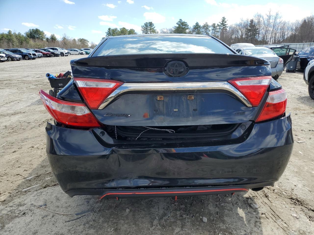 2016 TOYOTA CAMRY LE - Image 6