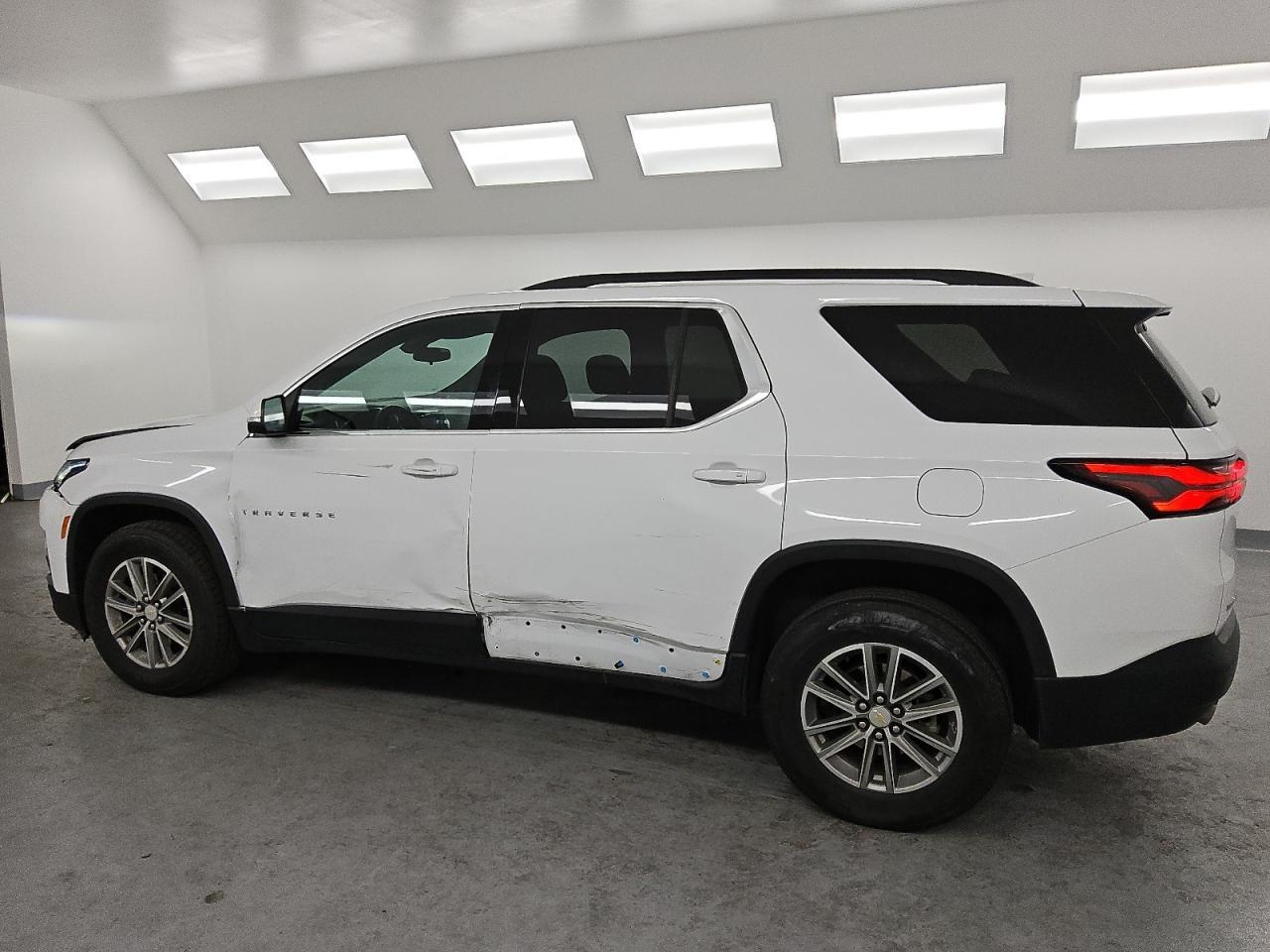 2023 CHEVROLET TRAVERSE L - Фото 2