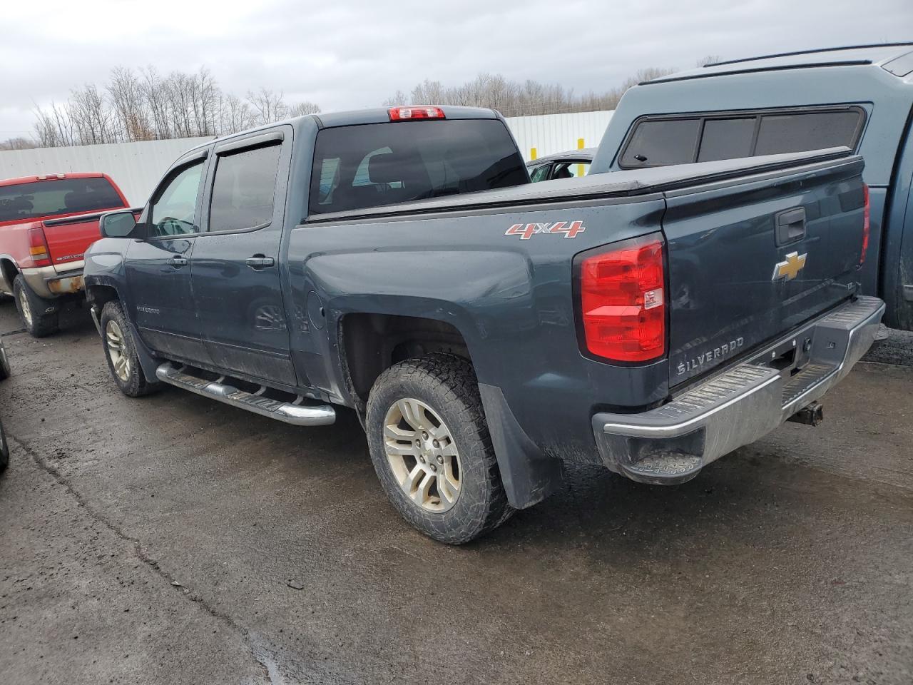 2017 CHEVROLET SILVERADO - Image 2