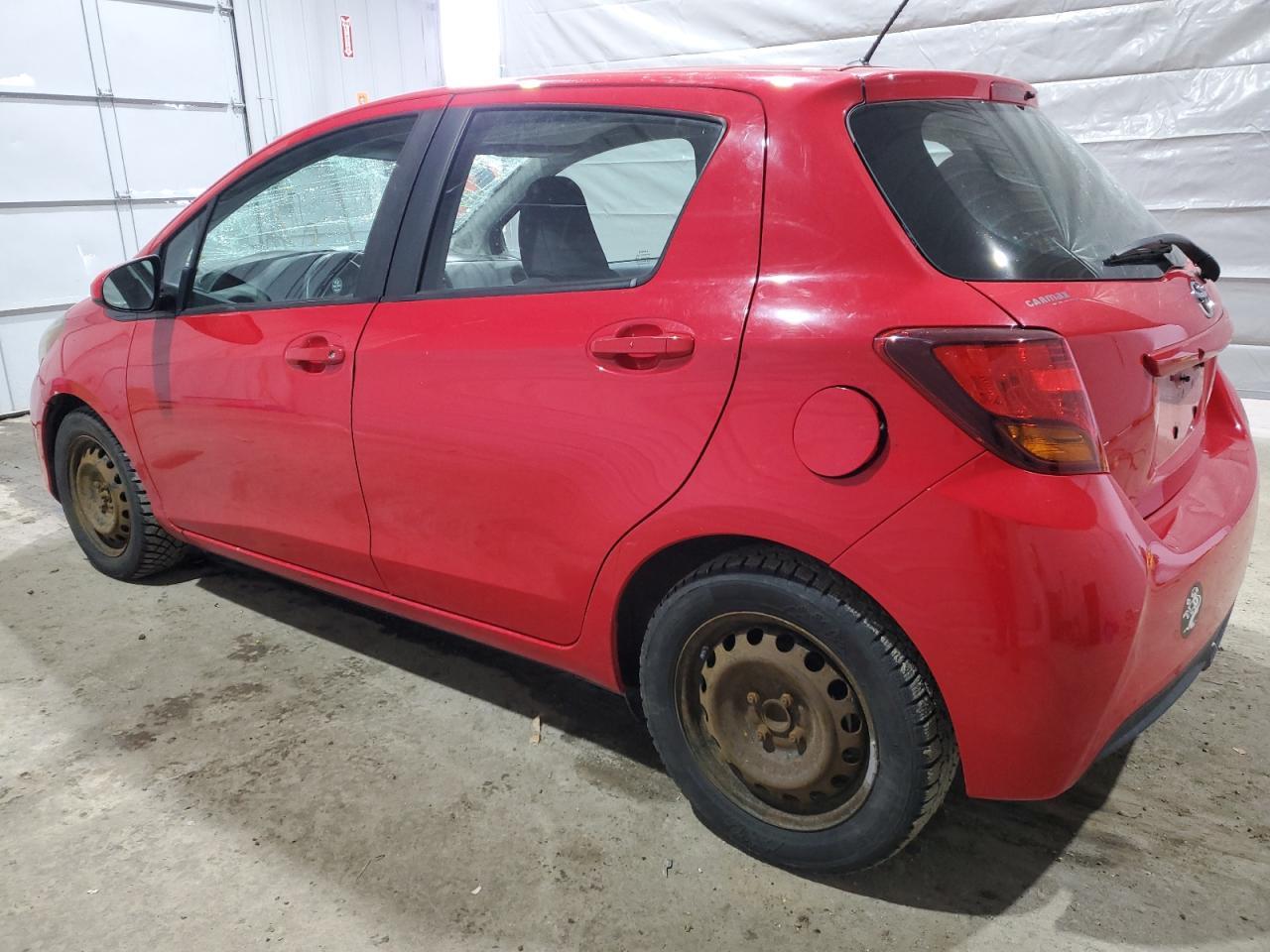2015 TOYOTA YARIS - Фото 2