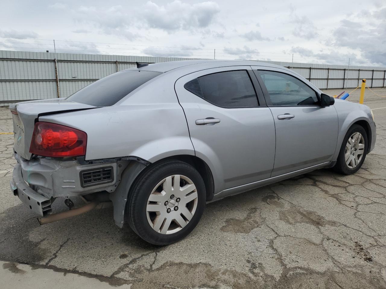 2014 DODGE AVENGER SE - Фото 3