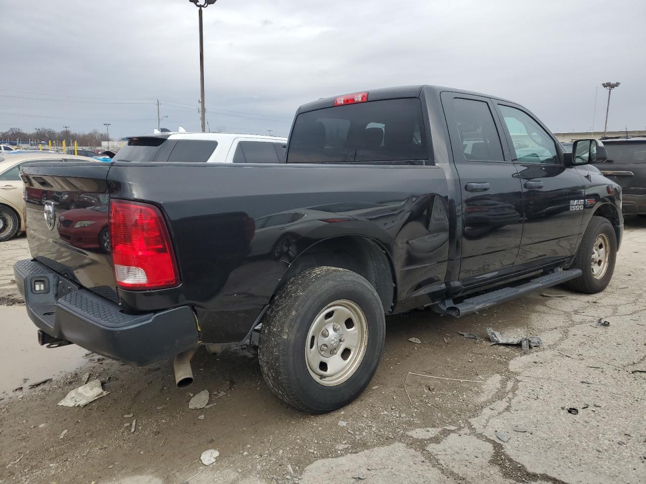 2018 RAM 1500 ST - Image 3