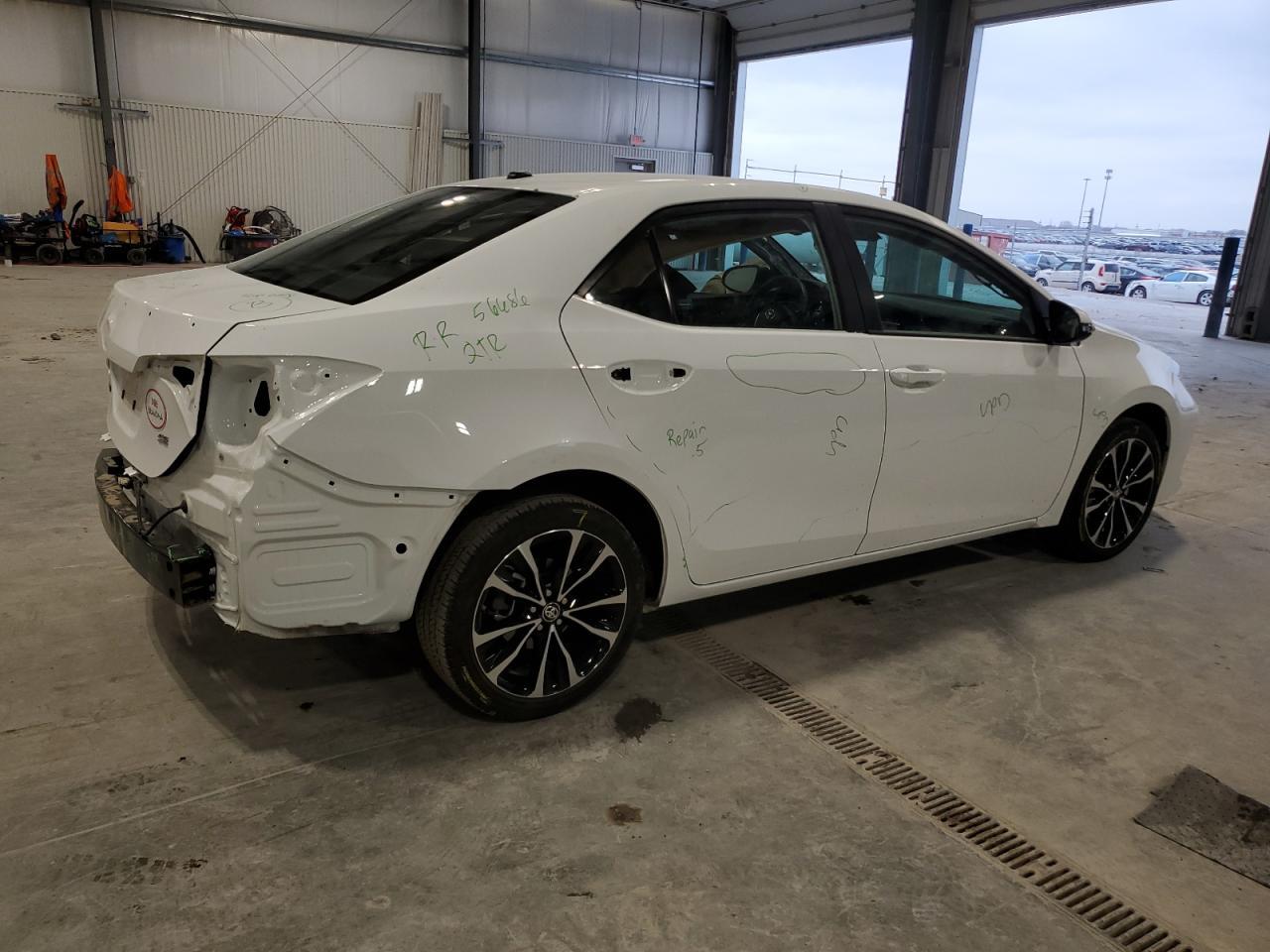 2019 TOYOTA COROLLA L - Image 3