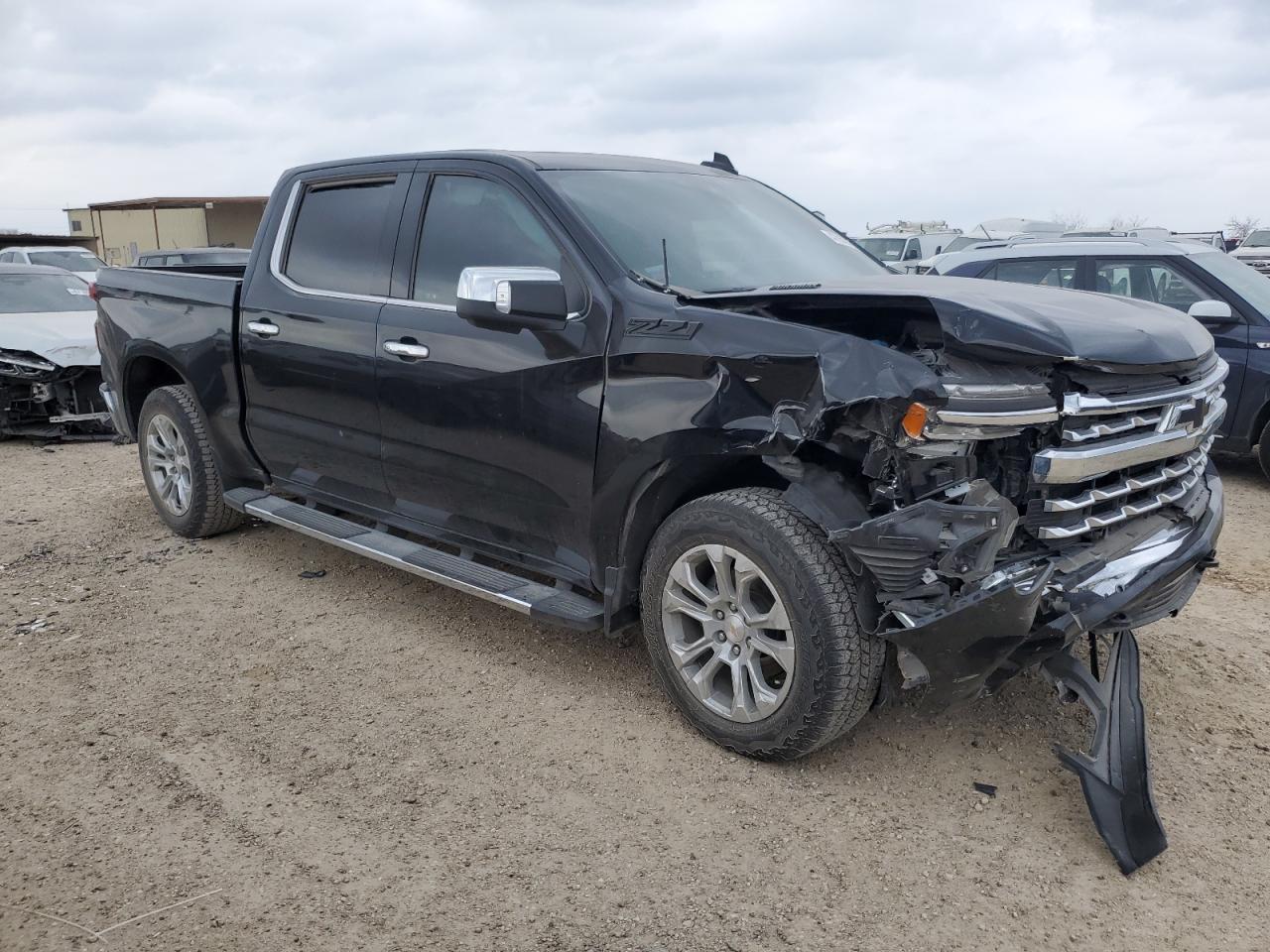 2023 CHEVROLET SILVERADO - Фото 4