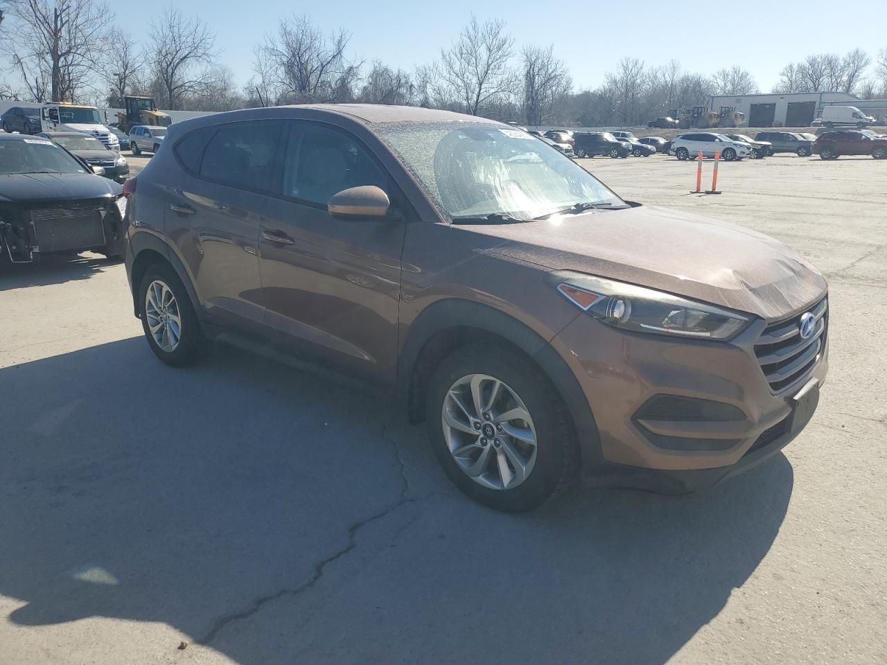 2016 HYUNDAI TUCSON SE - Фото 4