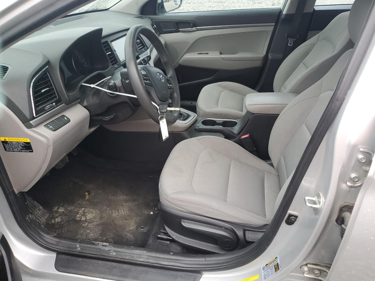 2017 HYUNDAI ELANTRA SE - Фото 7