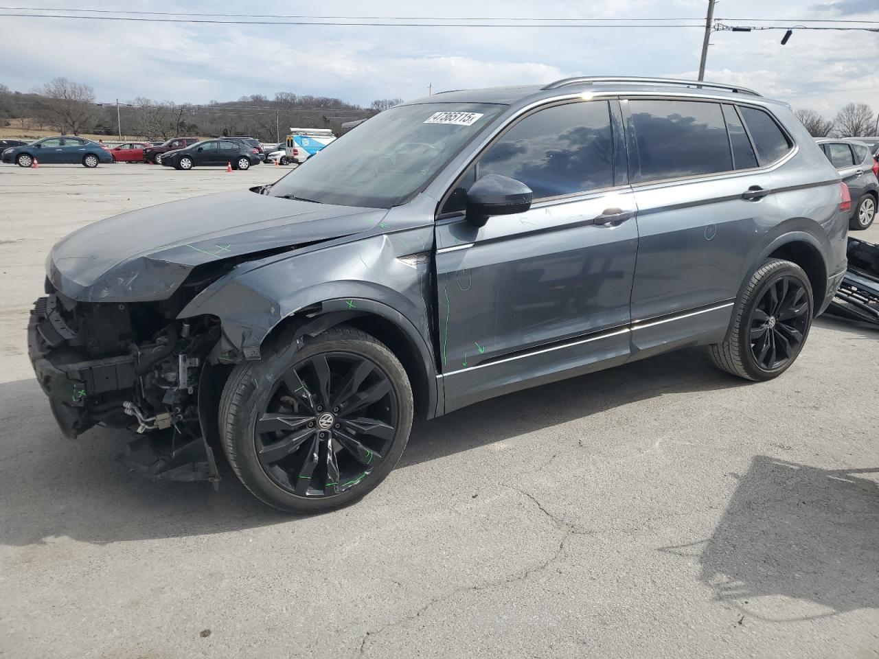 2021 VOLKSWAGEN TIGUAN SE