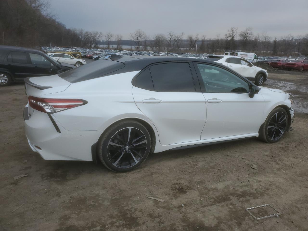 2019 TOYOTA CAMRY XSE - Image 3