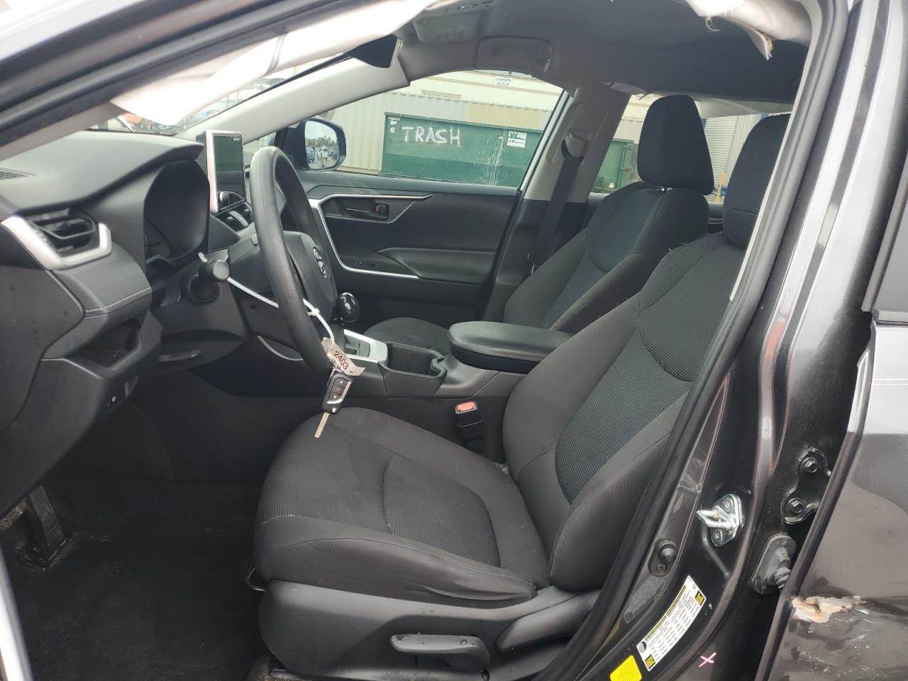2023 TOYOTA RAV4 LE - Фото 7