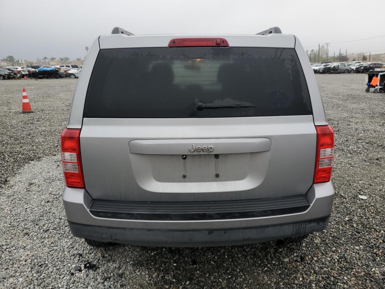 2015 JEEP PATRIOT SP - Фото 6