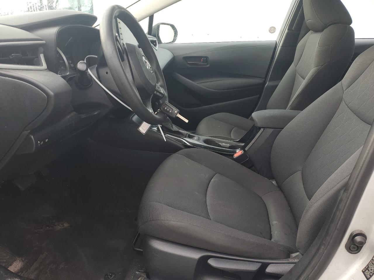 2022 TOYOTA COROLLA LE - Фото 7