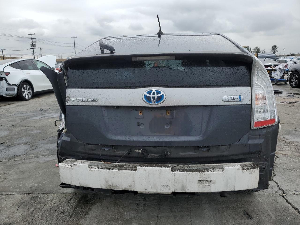 2014 TOYOTA PRIUS PLUG - Image 6