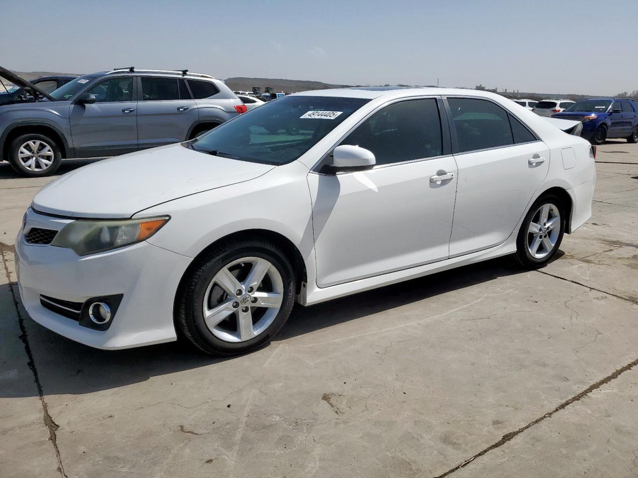 2014 TOYOTA CAMRY L