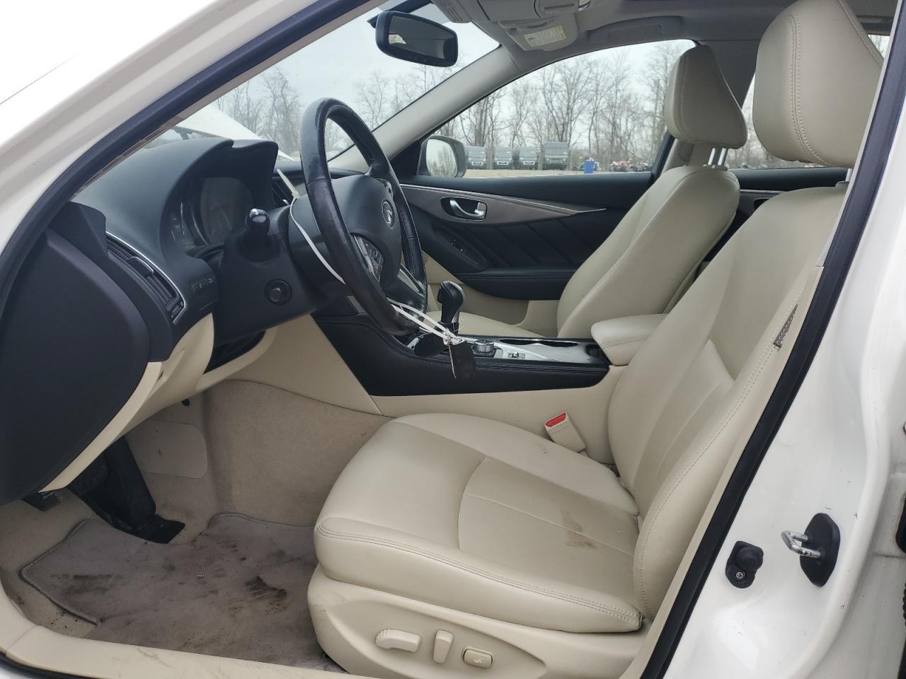 2016 INFINITI Q50 PREMIU - Фото 7