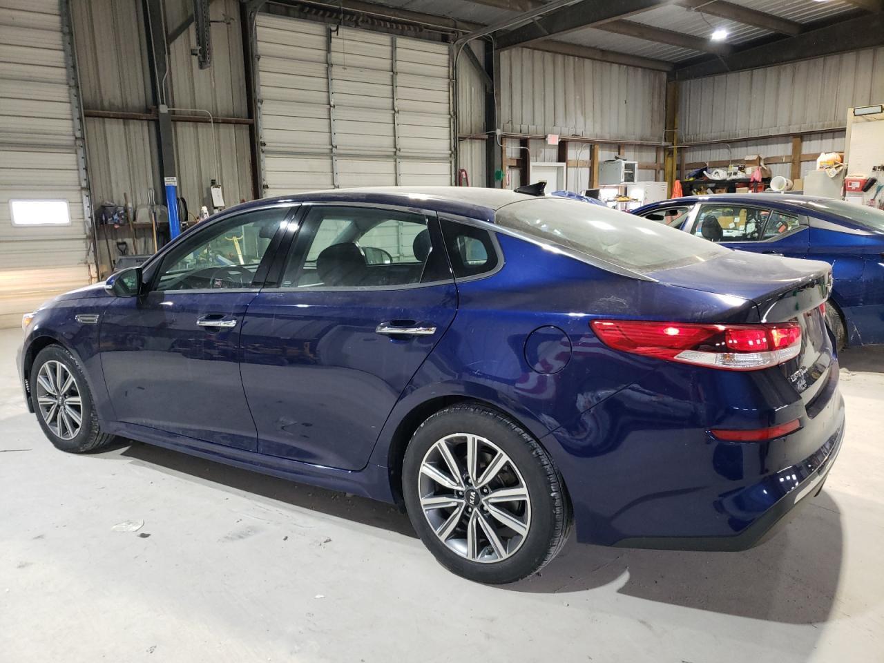 2019 KIA OPTIMA LX - Фото 2